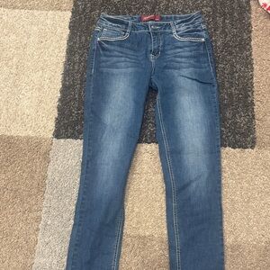 Junior’s Arizona Blue Jeans
